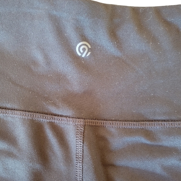 Bundle of Champion yoga capri leggings Medium - Picture 11 of 12